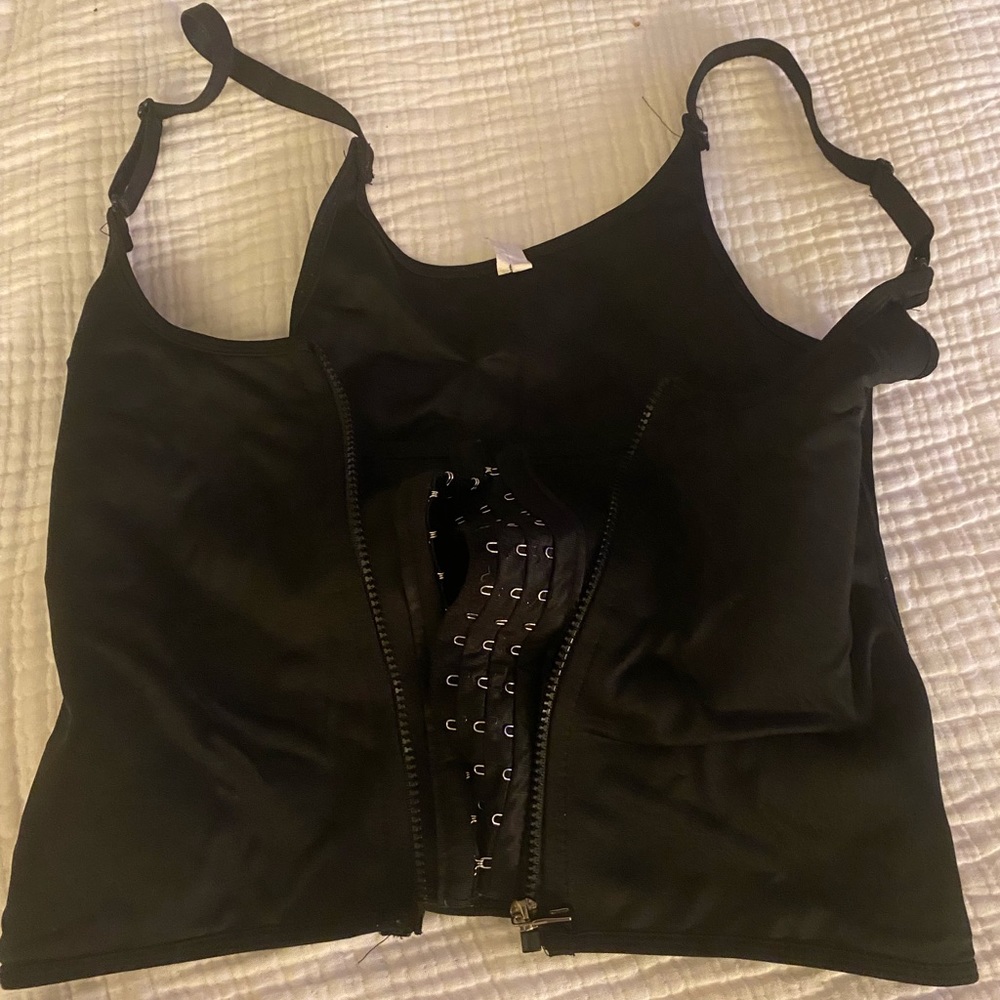 Woman’s corset bra Large waist training